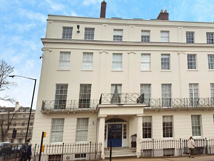 2 Bedroom Flat To Rent In Parade, Leamington Spa, Warwickshire, CV32