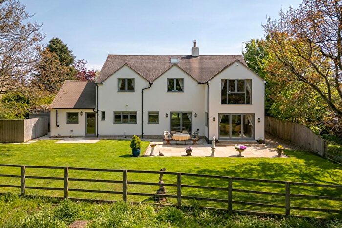 5 Bedroom Detached House For Sale In Bell Lane, Poulton, Cirencester, GL7