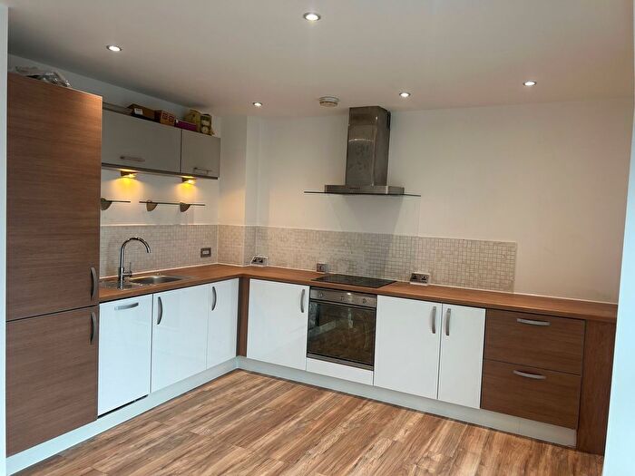 2 Bedroom Flat To Rent In Woolpack Lane, Nottingham, NG1