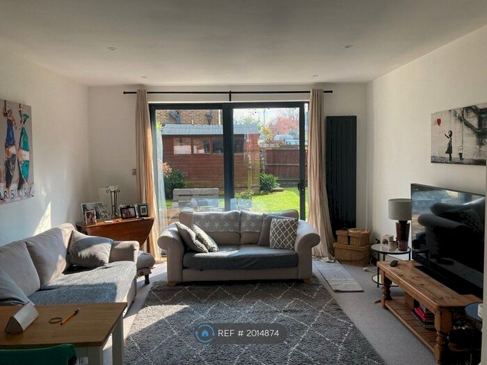 3 Bedroom End Of Terrace House To Rent In Swinburne Road, London, SW15