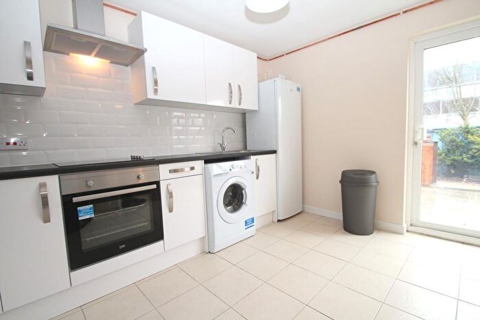 Property To Rent In The Glen, Hemel Hempstead, HP2