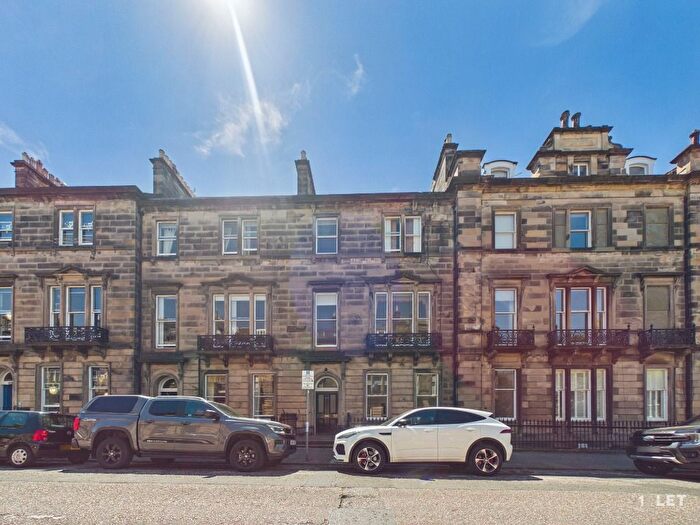 2 Bedroom Flat To Rent In Manor Place, West End, Edinburgh, EH3