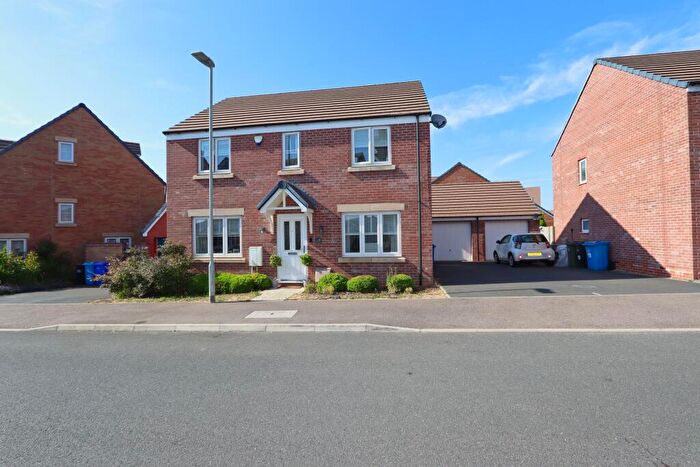 3 Bedroom Detached House For Sale In Bowman Road, Weldon, NN17