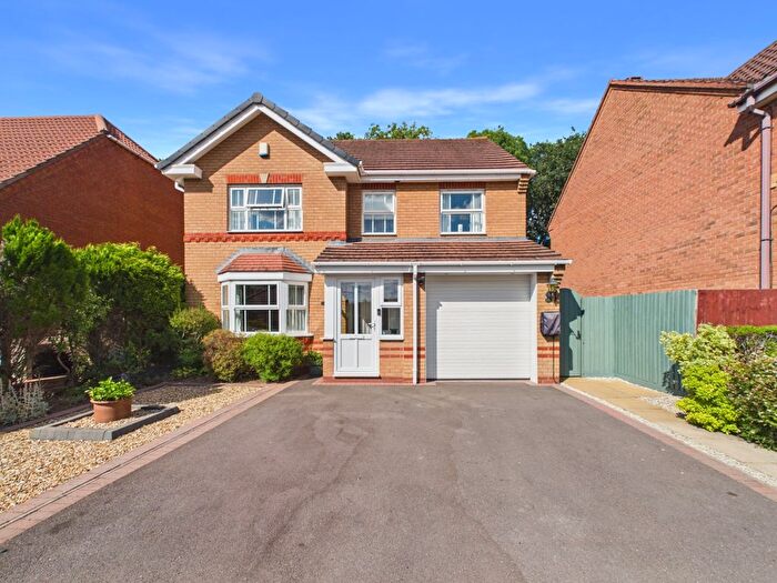 4 Bedroom Detached House For Sale In Alderslee Close, Priorslee, Telford, Shropshire, TF2
