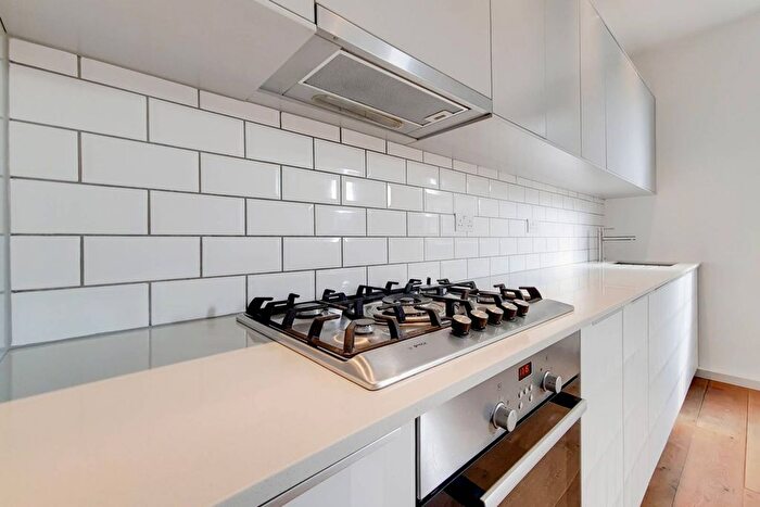 1 Bedroom Flat To Rent In Lanhill Road, Maida Vale, London, W9