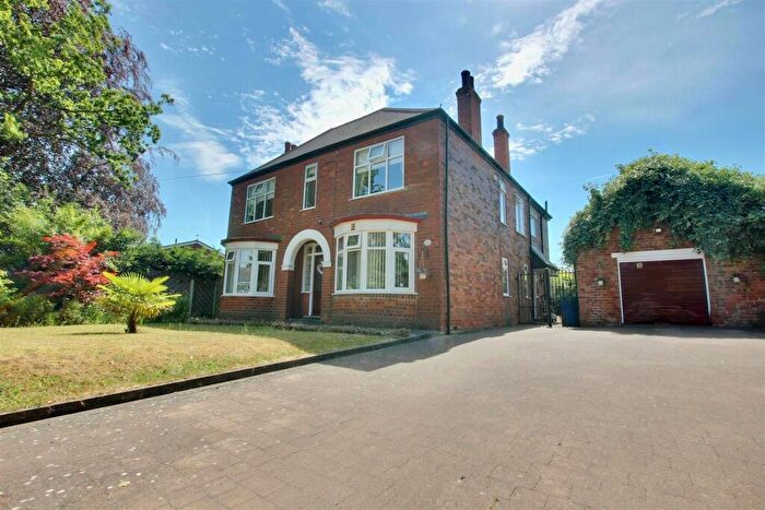 5 Bedroom Detached House For Sale In Endyke Lane, Cottingham, HU16