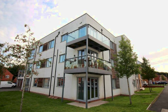 2 Bedroom Apartment To Rent In Christie Lane, Salford, M7