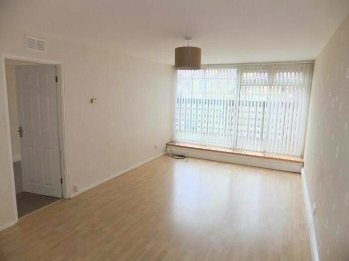 1 Bedroom Flat To Rent In Beach Lane, Musselburgh, EH21