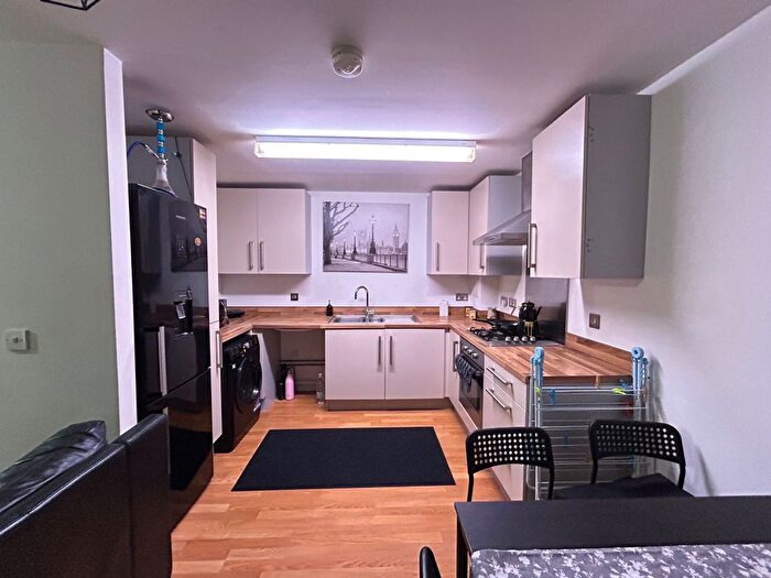 1 Bedroom Flat To Rent In Fawe Street, London, E14