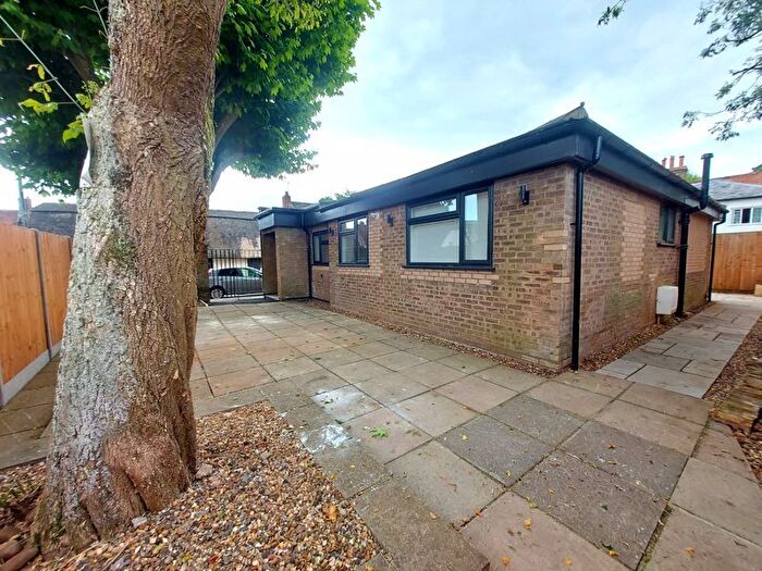 3 Bedroom Detached Bungalow To Rent In The Old Surgery, Park Road, Toddington, LU5