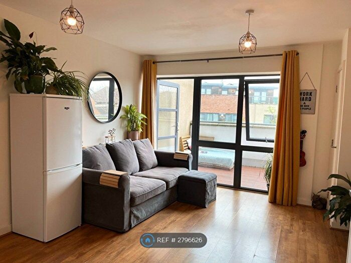 1 Bedroom Flat To Rent In Harrowdene Road, London, HA0