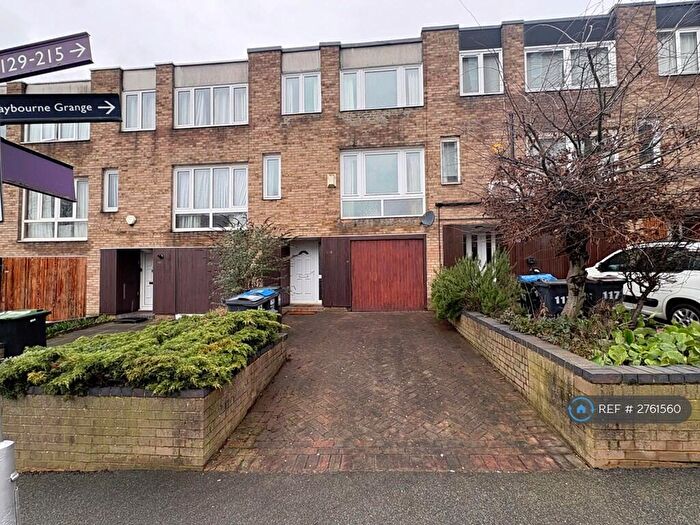 4 Bedroom Terraced House To Rent In Turnpike Link, Croydon, CR0