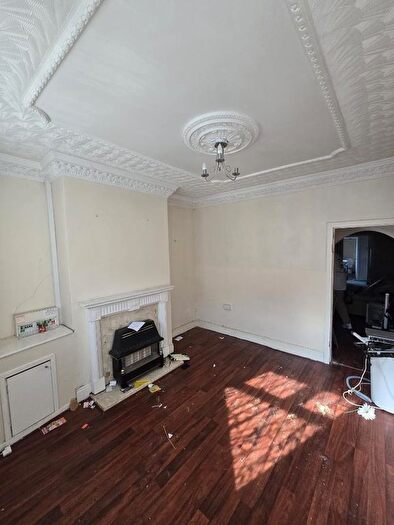 2 Bedroom Terraced House For Sale In Bentley Lane, Walsall, WS2