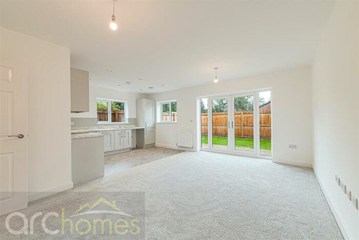 2 Bedroom Semi-Detached Bungalow For Sale In Samuel Close, Atherton, Manchester, M46