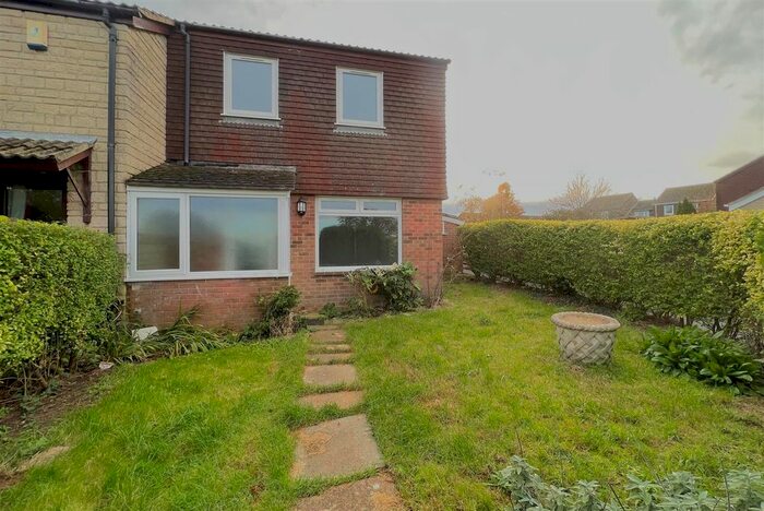 3 Bedroom End Of Terrace House For Sale In Fleet Way, Shalfleet, Newport, PO30