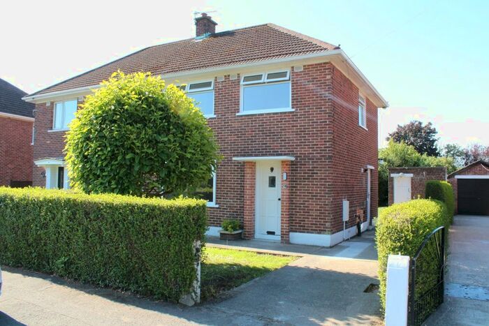 3 Bedroom Semi-Detached House To Rent In Cherryhill Drive, Dundonald, Belfast, BT16