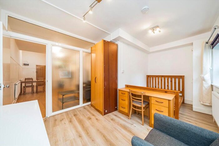 1 Bedroom Flat To Rent In Crouch End Hill, Crouch End, N8
