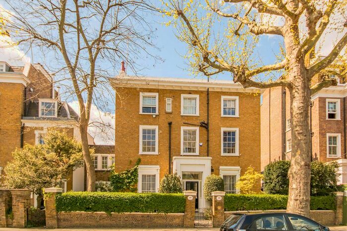 1 Bedroom Flat To Rent In Hamilton Terrace, St John's Wood, London, NW8
