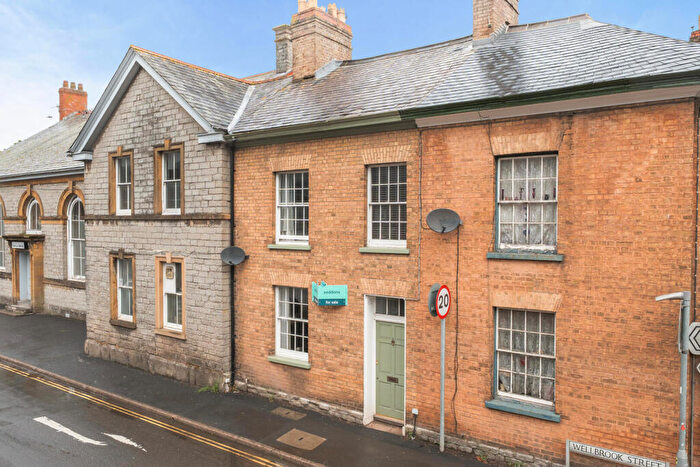 3 Bedroom Terraced House For Sale In Wellbrook Street, Tiverton, Devon, EX16