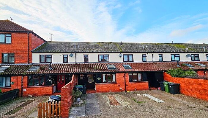 3 Bedroom Terraced House For Sale In Brunel Court, Hereford, HR4