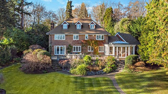 5 Bedroom Detached House For Sale In Farnham Lane, Haslemere, Surrey, GU27