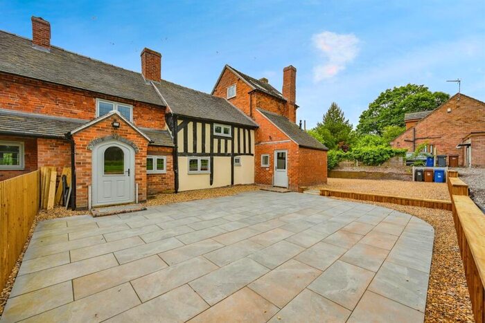 4 Bedroom Semi-Detached House For Sale In Church Lane, Marchington, Uttoxeter, ST14