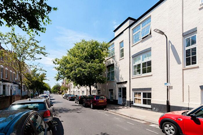 2 Bedroom Flat For Sale In The Textile Building, Beatty Road, Stoke Newington, N16