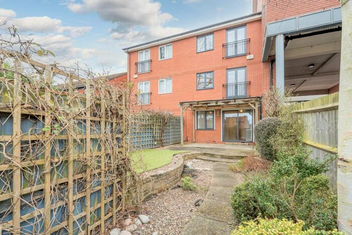 4 Bedroom Property To Rent In North Road, Harborne, Birmingham, B17