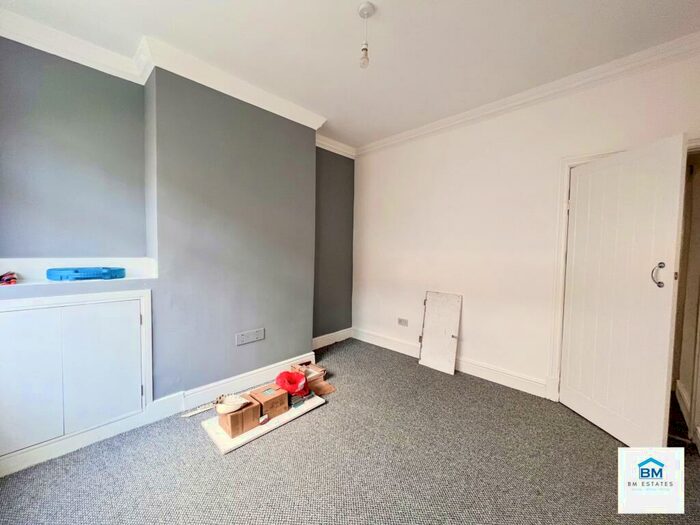 3 Bedroom Terraced House To Rent In Warwick Street, Leicester, LE3