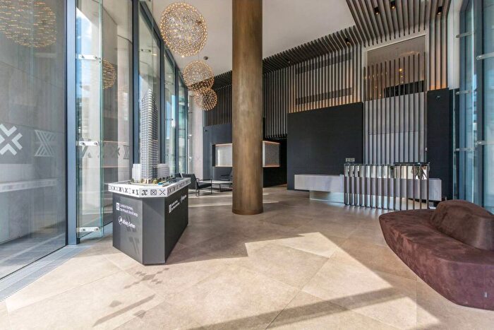 2 Bedroom Flat To Rent In City Road, Old Street, London, EC1V