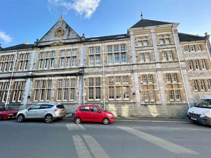 2 Bedroom Flat For Sale In North Road West, Plymouth, PL1