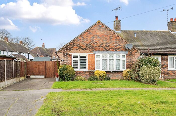 2 Bedroom Terraced Bungalow For Sale In Cootes Lane, Middleton-On-Sea, PO22
