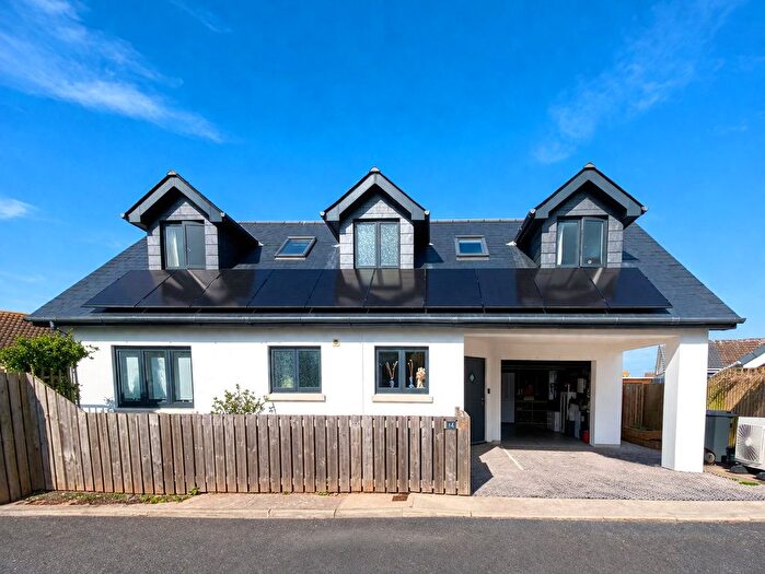 3 Bedroom Detached House For Sale In Rea Barn Close, Brixham, Devon, TQ5