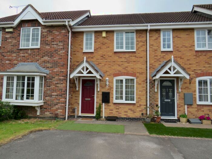 2 Bedroom Town House To Rent In Bridgeness Road, Littleover, Derby, DE23