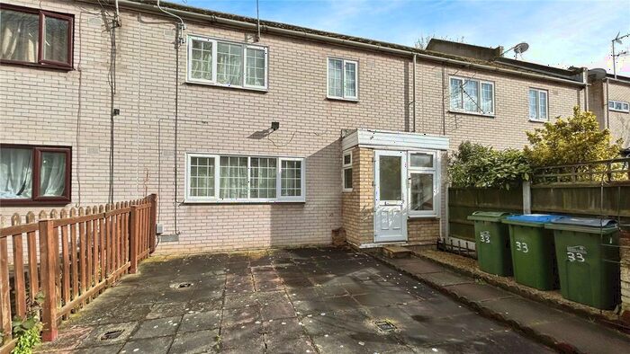 3 Bedroom Terraced House To Rent In Poplar Place, London, Greenwich, SE28