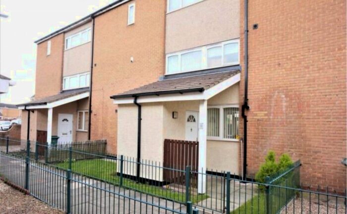 5 Bedroom Terraced House To Rent In Stirling Way, Thornaby, Stockton-On-Tees, TS17