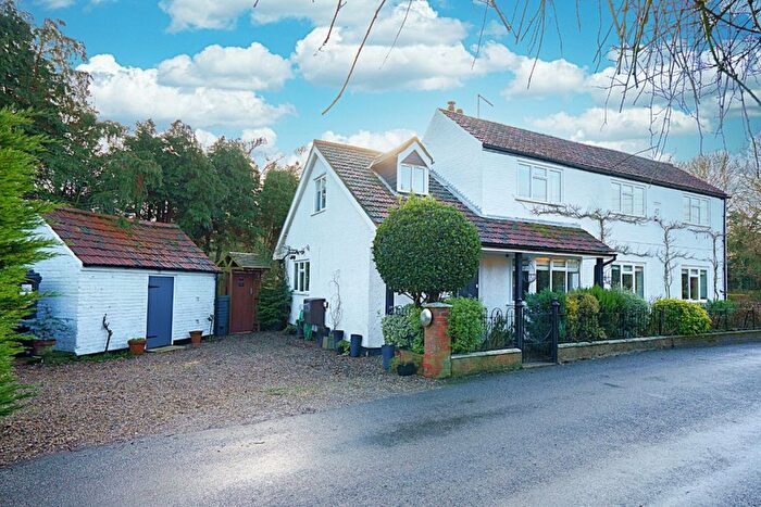 4 Bedroom Detached House For Sale In The Street, Norwich, NR12