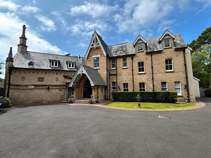 2 Bedroom Apartment For Sale In Burton Road, Branksome Park, BH13