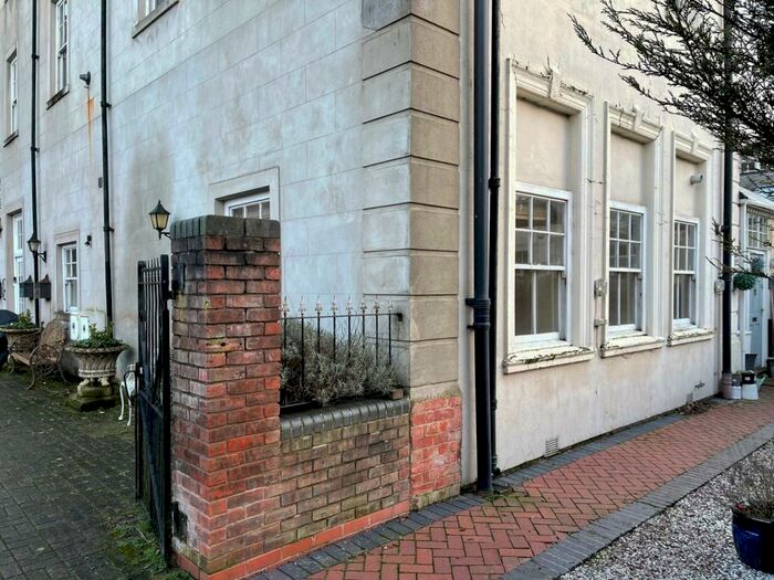 2 Bedroom Apartment For Sale In Dunstall Road, Rangemore, Burton-on-Trent, DE13