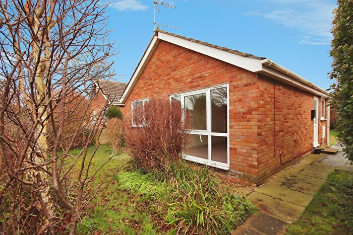 2 Bedroom Detached Bungalow For Sale In Alconbury Close, Lincoln, LN6