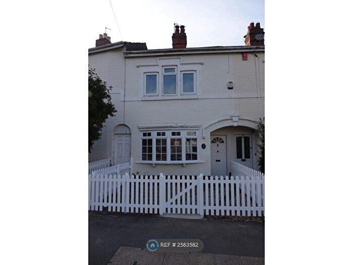 3 Bedroom Terraced House To Rent In Gordon Road, Birmingham, B17