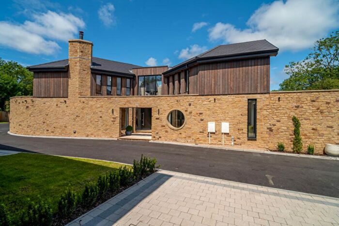 4 Bedroom Detached House For Sale In Fieldstone Gardens, Stalmine, FY6