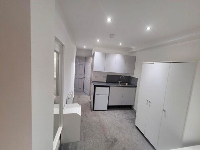 1 Bedroom Property To Rent In Brade Drive, Coventry, West Midlands, CV2