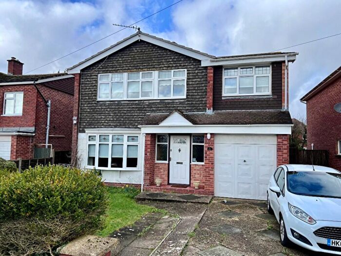 5 Bedroom Detached House For Sale In Heatherstone Avenue, SO45