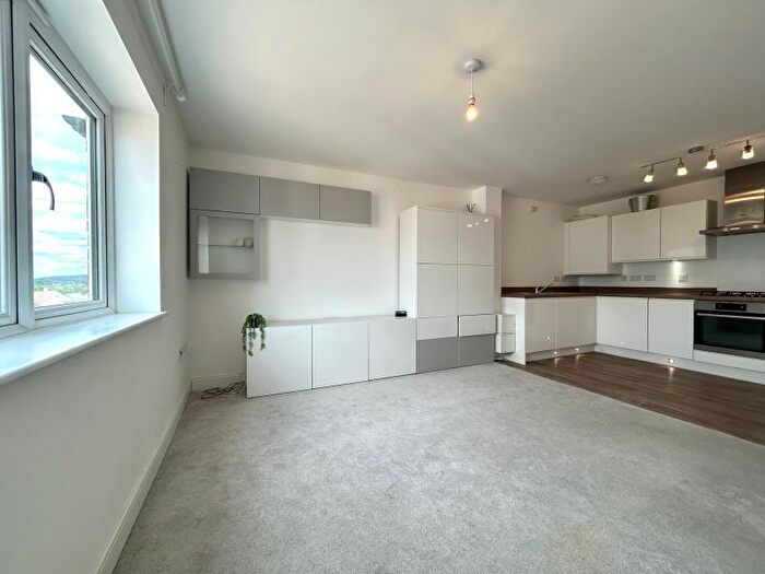 2 Bedroom Apartment To Rent In Galapagos Grove, Newton Leys, MK3