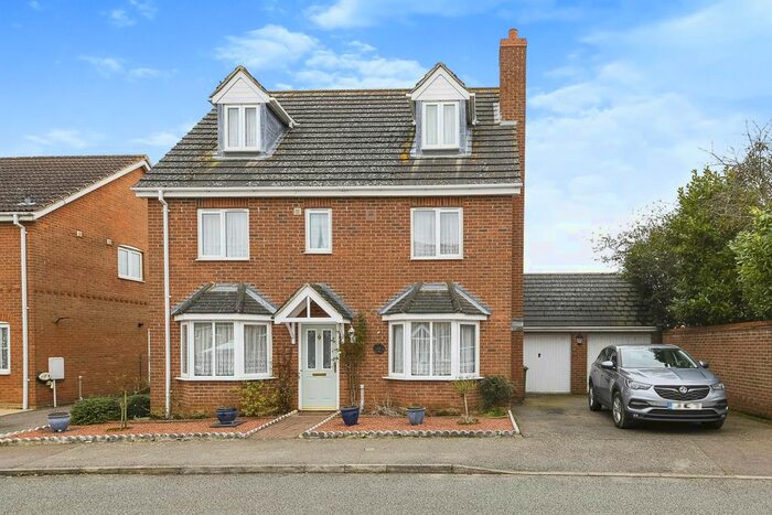 5 Bedroom Detached House For Sale In Landseer Drive, Downham Market, Norfolk, PE38