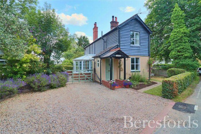 3 Bedroom Detached House For Sale In Chignal St. James, Chelmsford, CM1