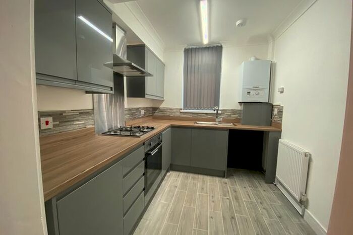 2 Bedroom Flat To Rent In Cambridge Street, Leicester, LE3