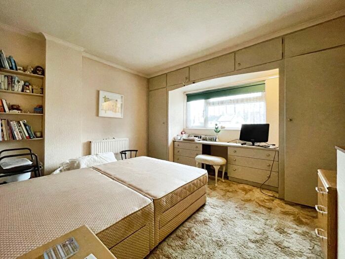 3 Bedroom End Of Terrace House For Sale In New Cheltenham Road, Kingswood, Bristol, South Gloucestershire, BS15