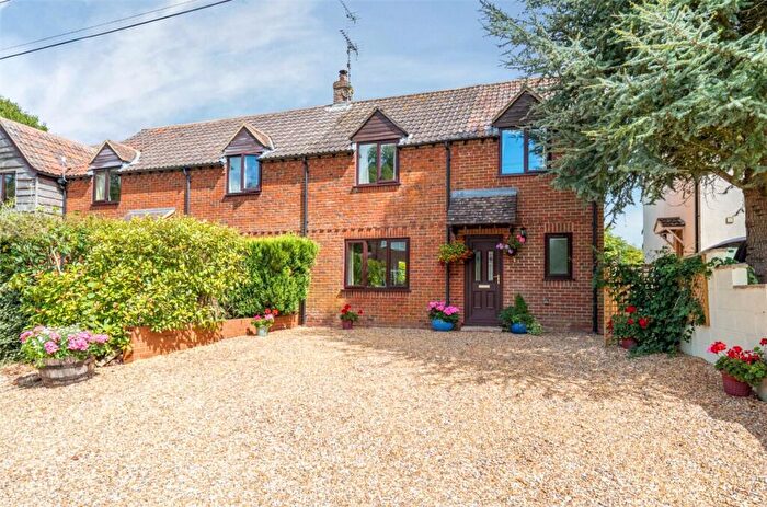 3 Bedroom Semi-Detached House For Sale In Yatesbury, Calne, Wiltshire, SN11